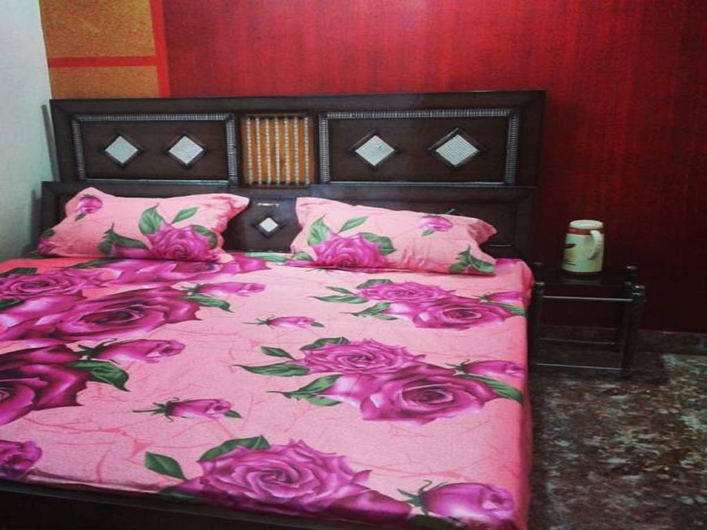 Hotel Jan Jan Tak Dehradun Oda fotoğraf