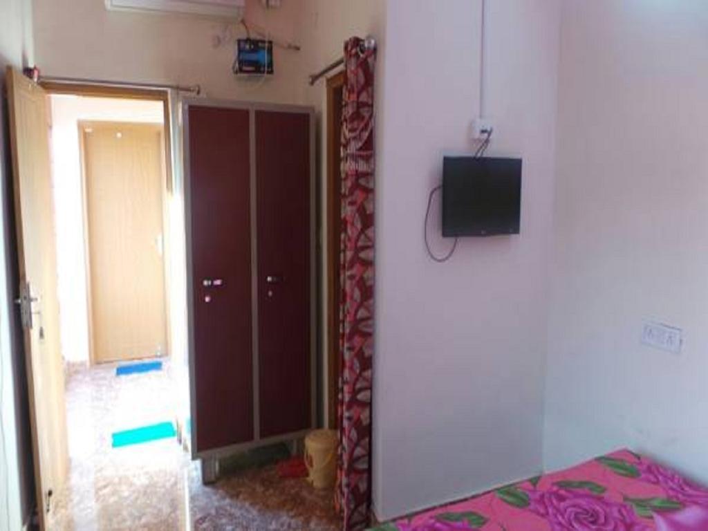 Hotel Jan Jan Tak Dehradun Oda fotoğraf